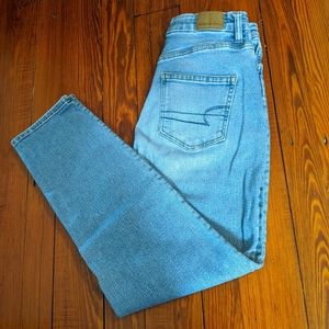 American Eagle High Rise Mom Jeans